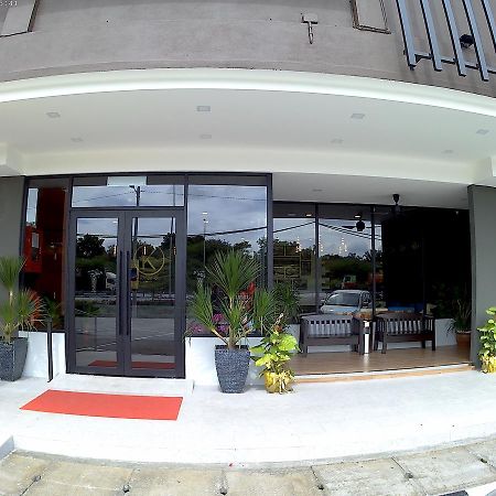 K Boutique Hotel Teluk Intan Buitenkant foto